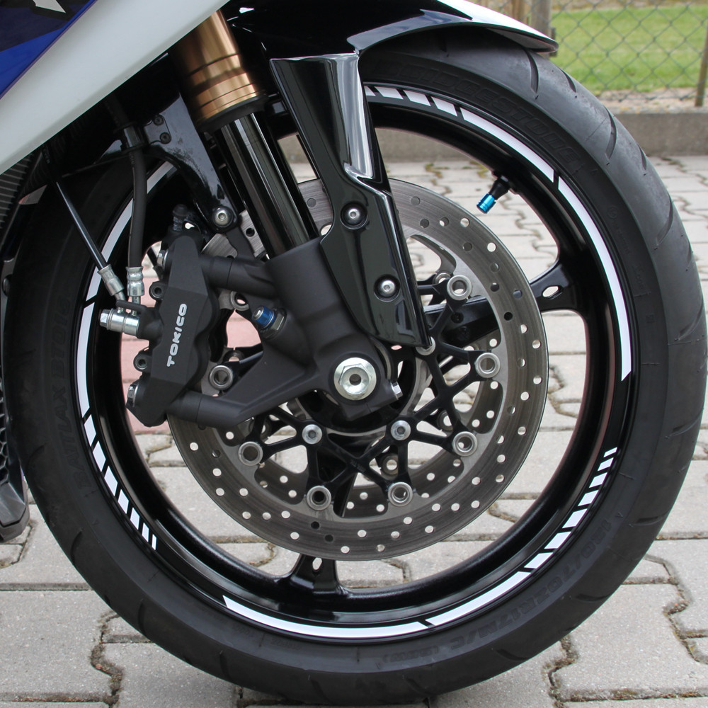 6 mm/für 10 bis 25 Farbe wählbar Motoking Felgenrandaufkleber mit Montagetool für Ihr Motorrad in REFLEKTIEREND